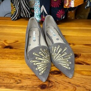 Boden Grey and Gold embroidered Flats size 40 8.5